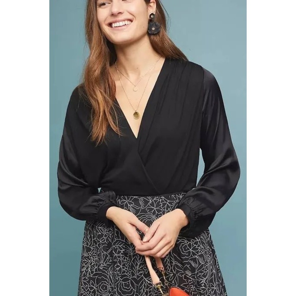 Anthropologie Kesia‎ Surplice Blouse In Black Size Small Classic Career Timeless